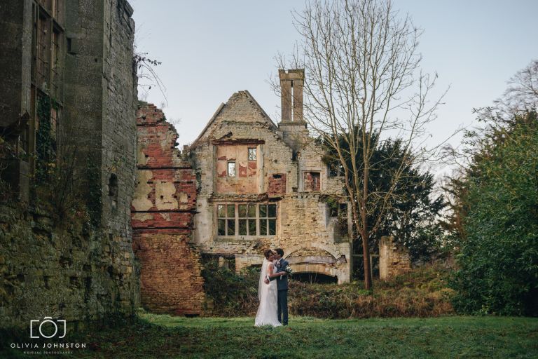 Oakham Wedding photographer, Stamford Wedding Photographer, ruins, natural wedding photography